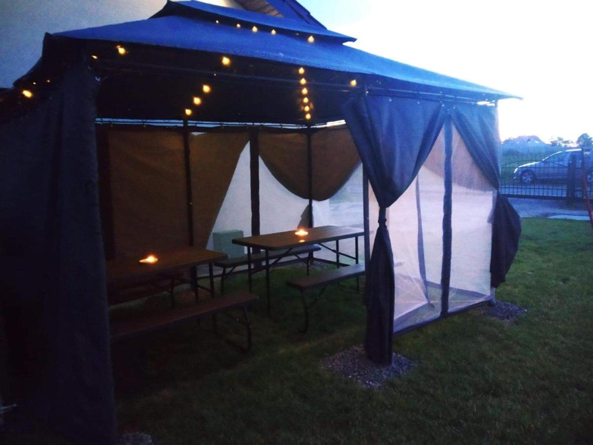 Ferienwohnung Nasze Wybrzeze Sarbinowo Exterior foto